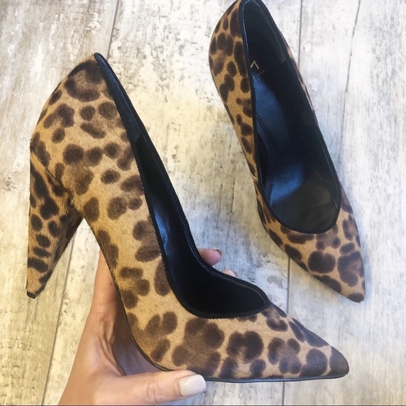 Marc Fisher LTD Leopard Pointed Toe Pumps 8 NEW - Picture 1 of 8